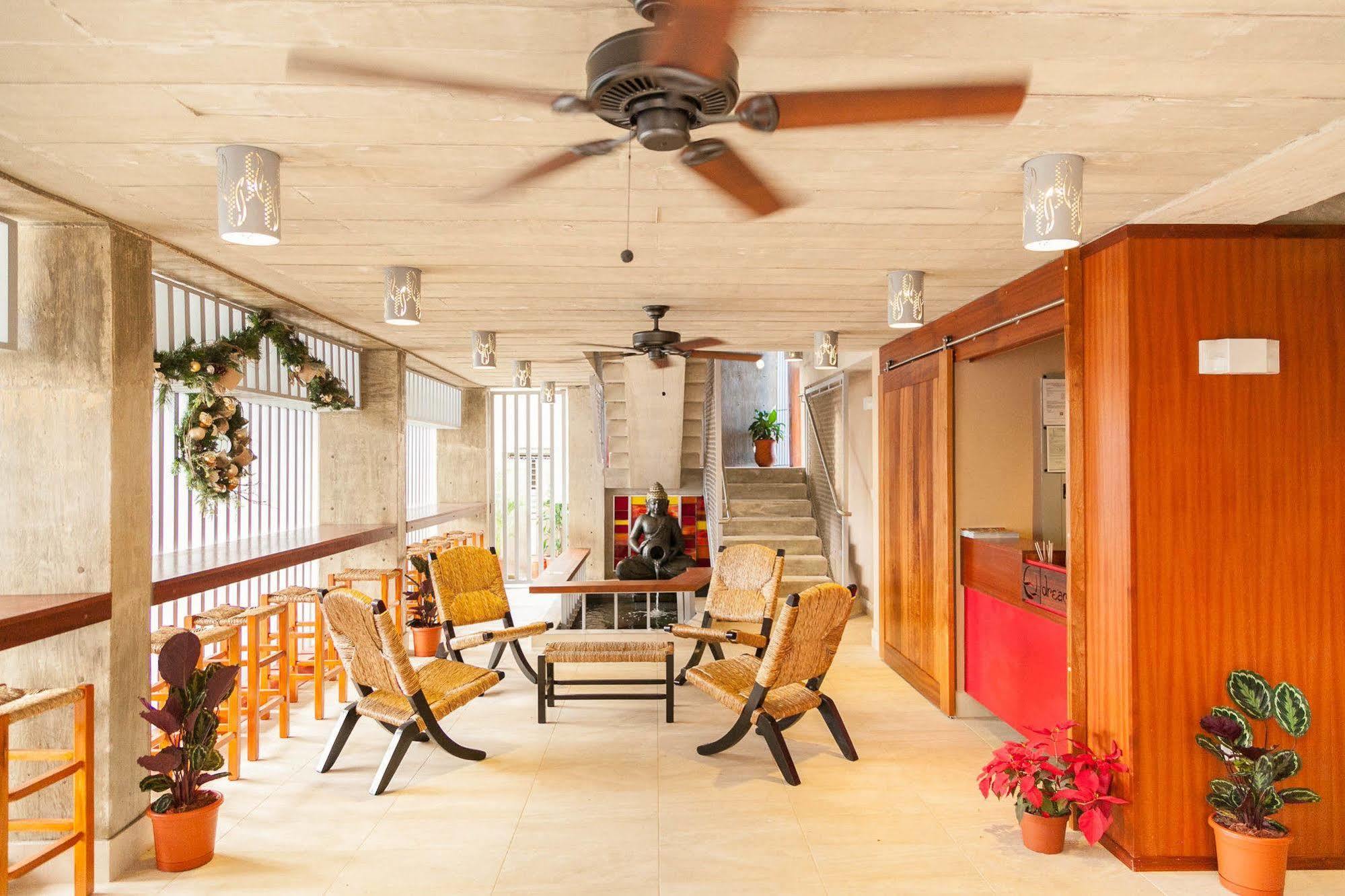 Dream Inn Pr San Juan Buitenkant foto